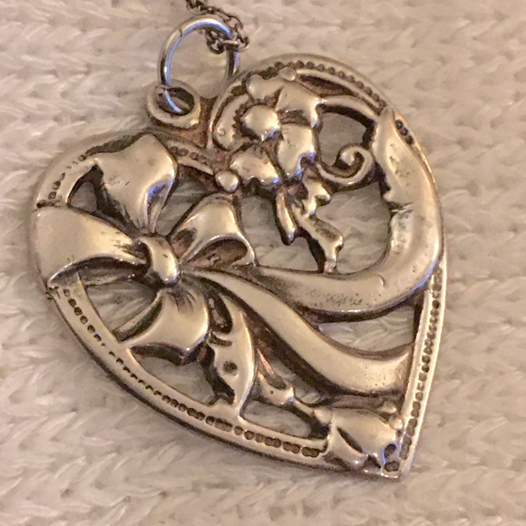 Vintage Sterling Silver Bow and Flower Heart Necklace - Picture 1 of 2